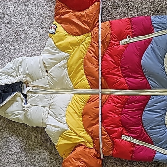 MARINE layer  MLx LF Apres Puffer in Antique White/Multi Colorblock - Picture 8 of 12